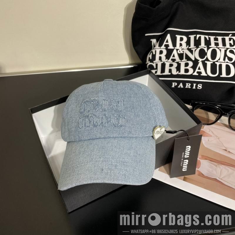 MiuMiu Hat 042702