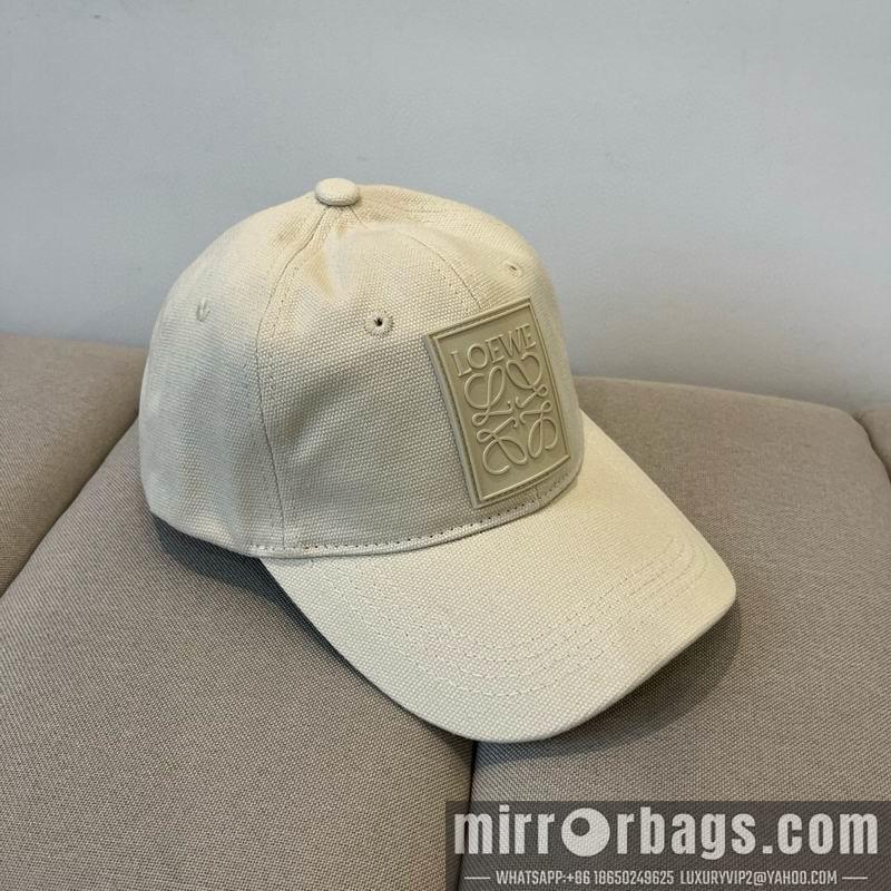 Loewe Hat dx51