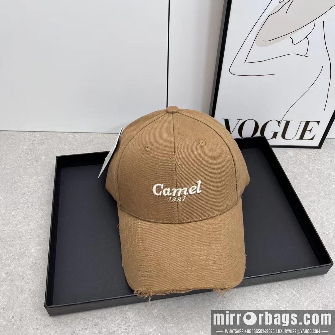 Other Hat 080204