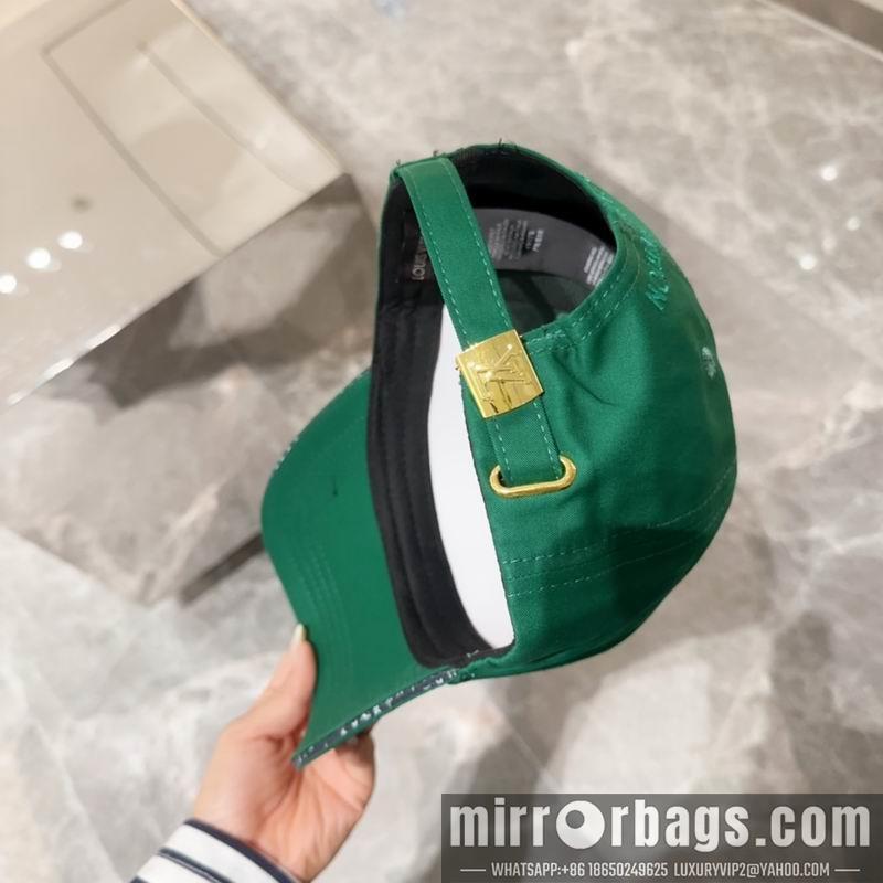 LV Hat dx128