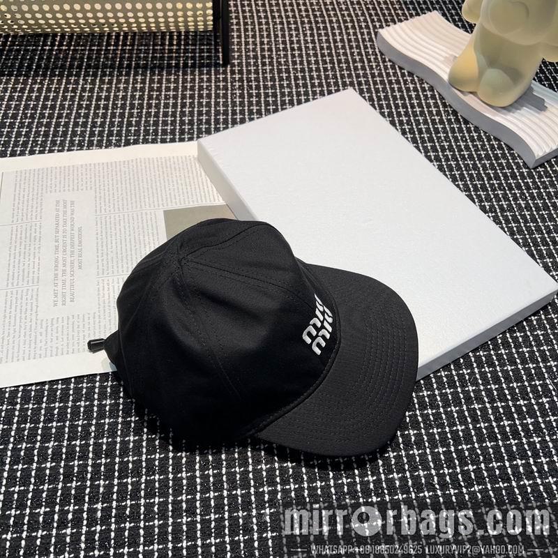 Miumiu Hat dx43