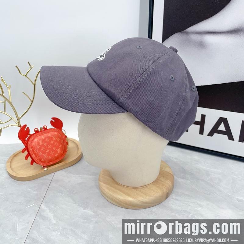 Vivienne Westwood Hat dx03