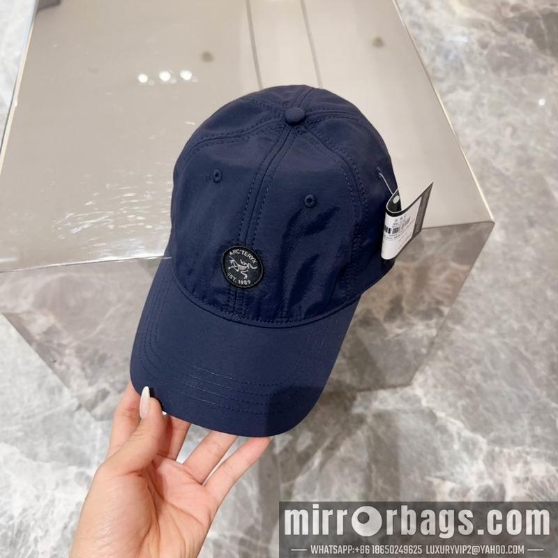 Arcteryx Hat dx10