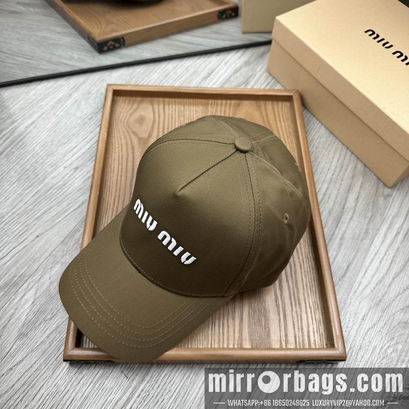 Miumiu Hat dx60