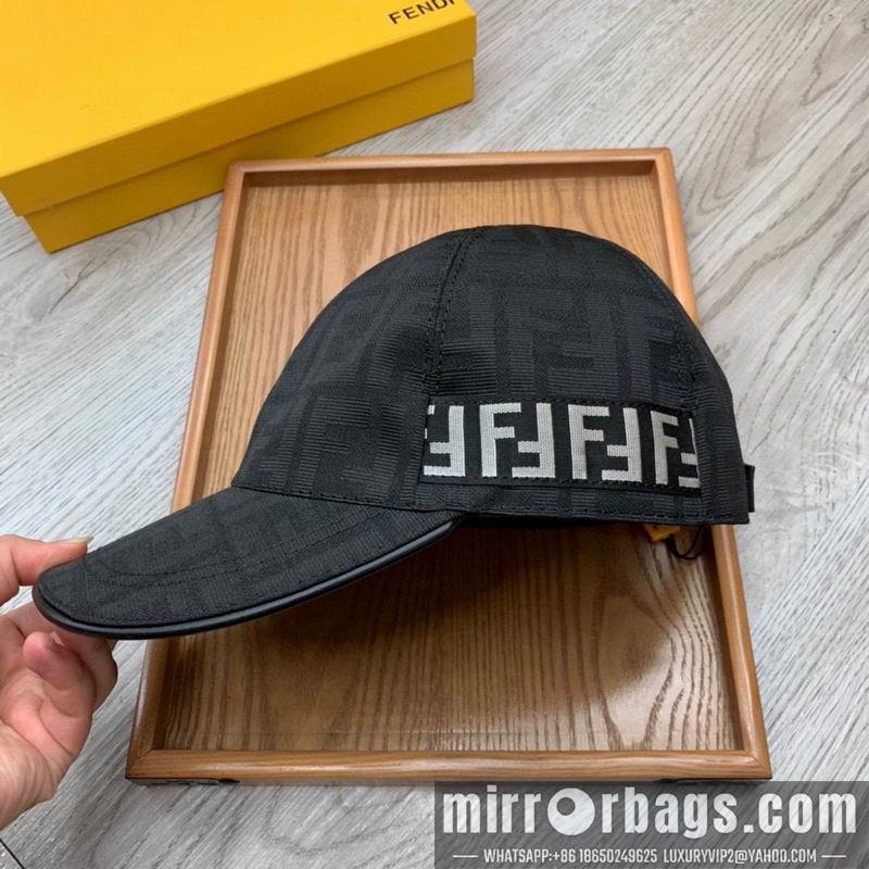 Fendi Hat dx101