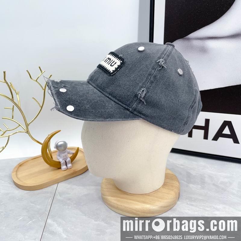 Miumiu Hat dx22