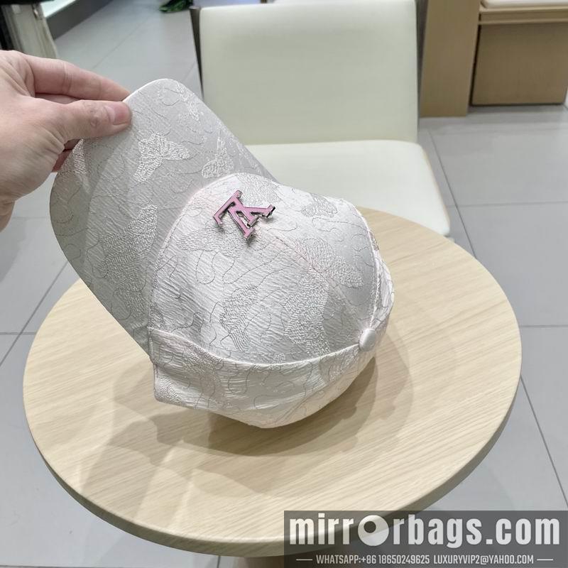 LV Hat 041402