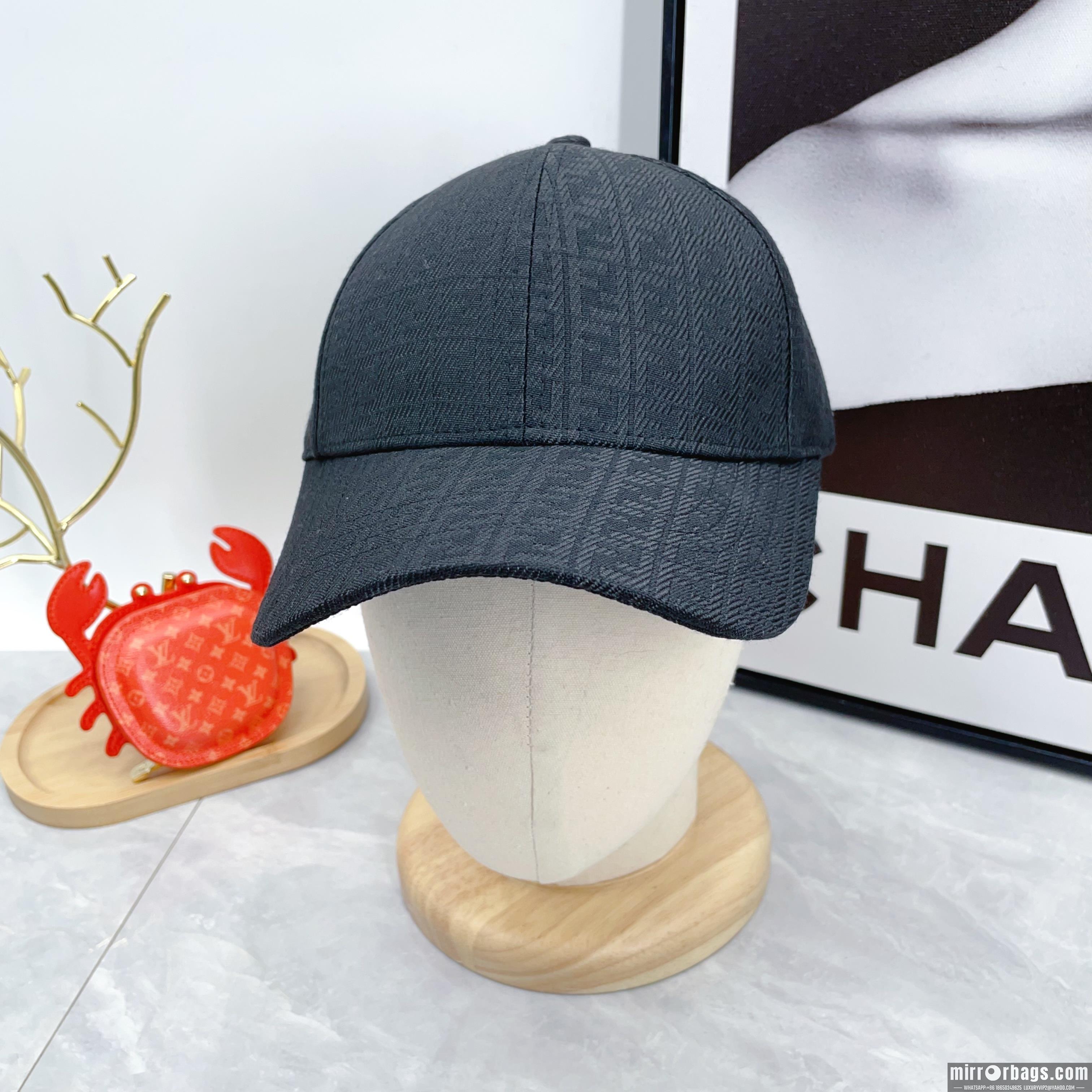Fendi Hat dx64