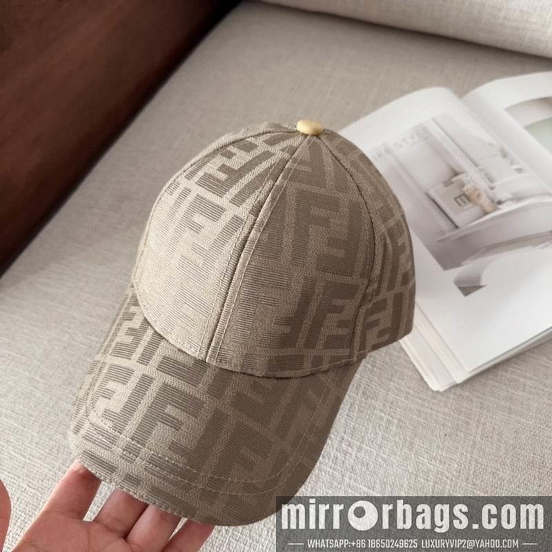 Fendi Hat dx69