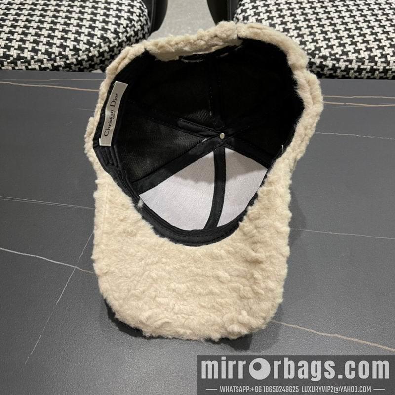 Dior Hat 010701