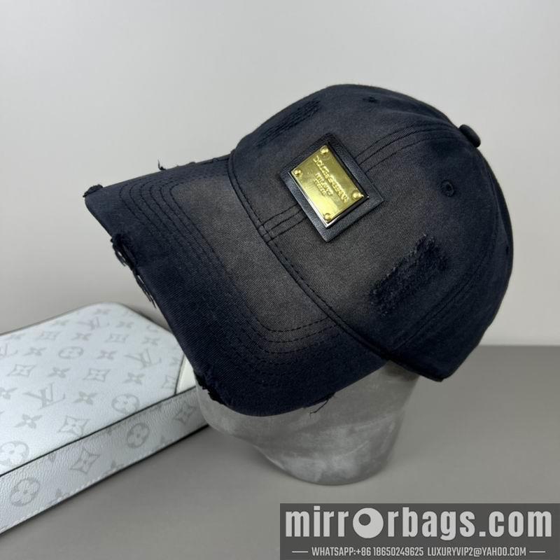 DG Hat dx20