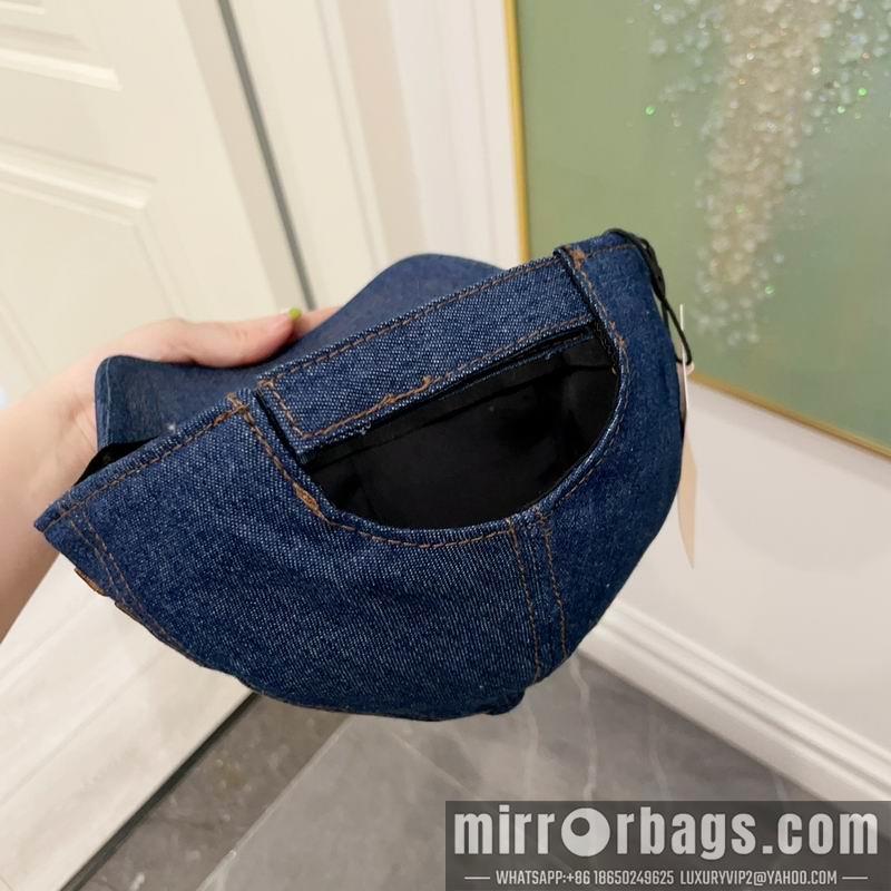 Miumiu Hat dx36