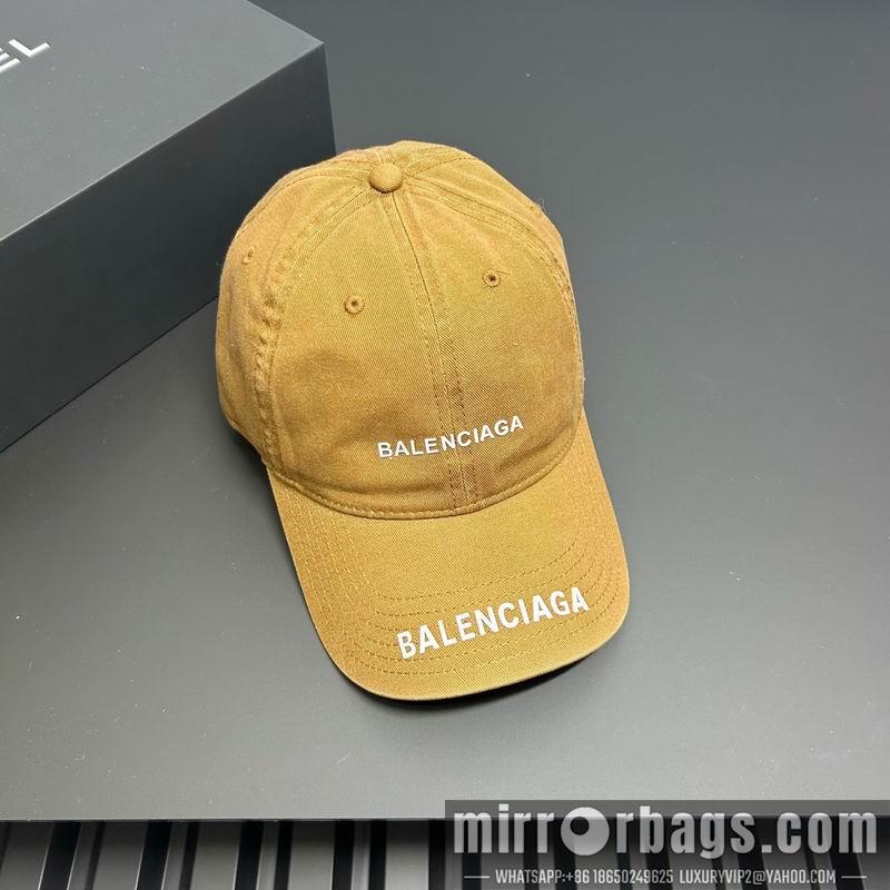 Balenciaga Hat dx16