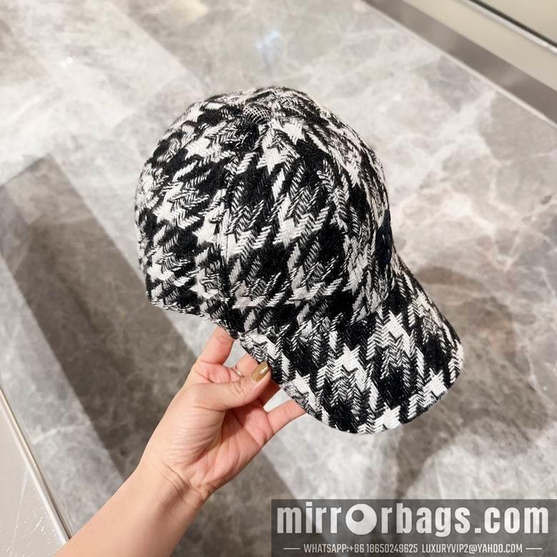 Chanel Hat dxn16
