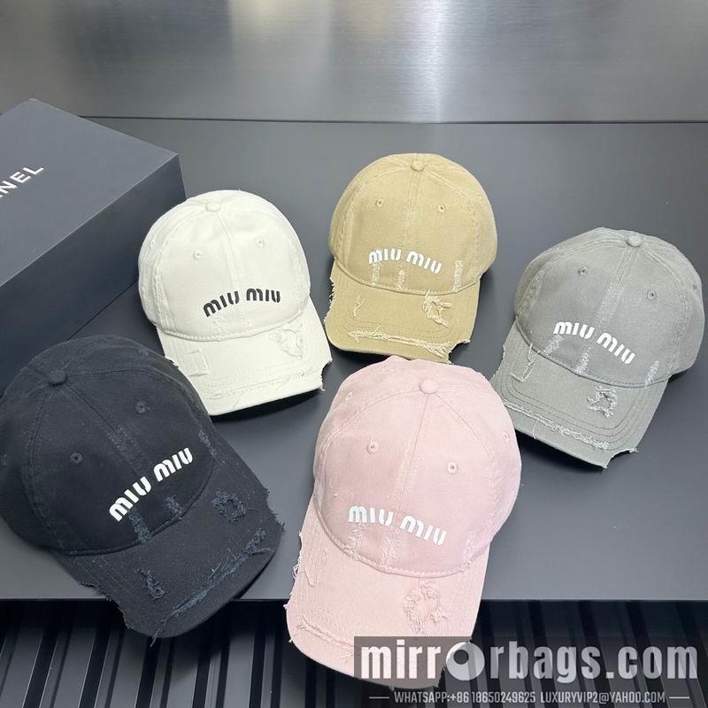 Miumiu Hat dx06