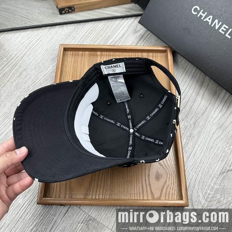 Chanel Hat dx40
