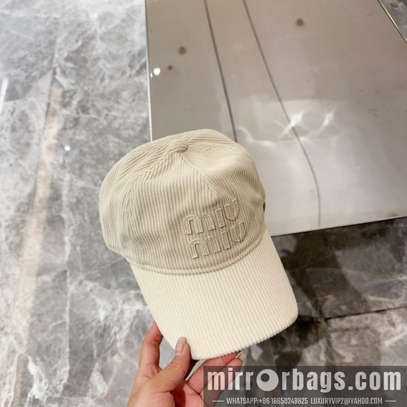Miumiu Hat dx83