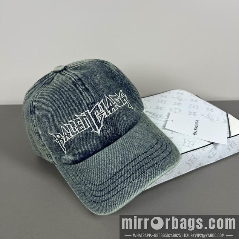 Balenciaga Hat dx43