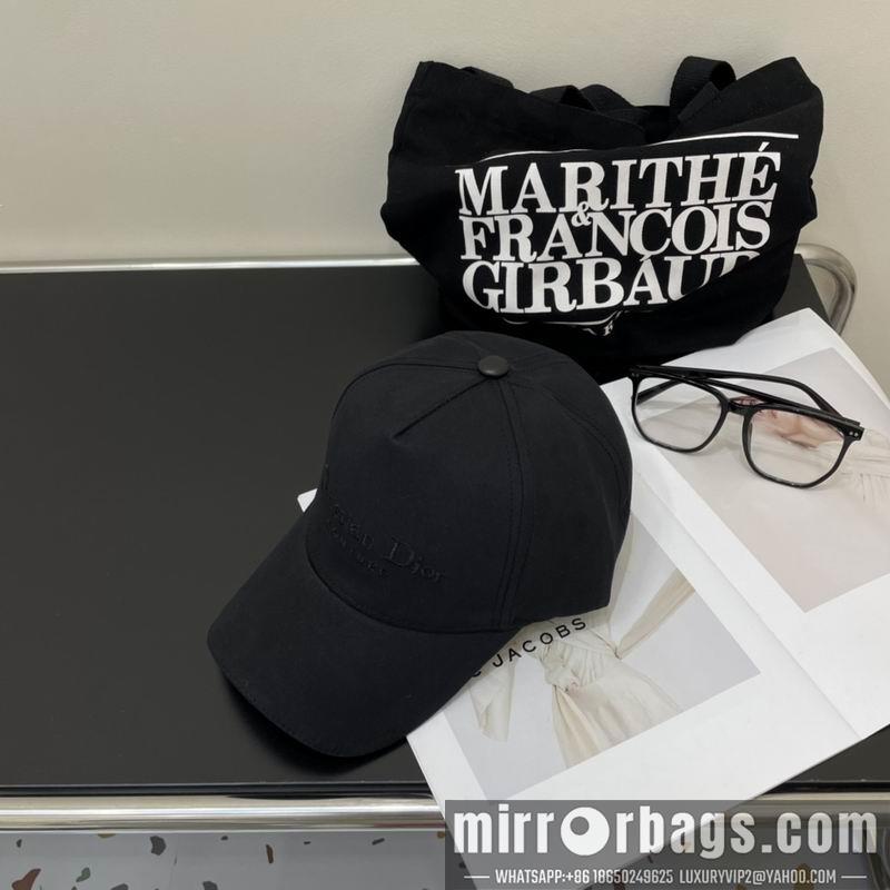 Dior Hat dx0528