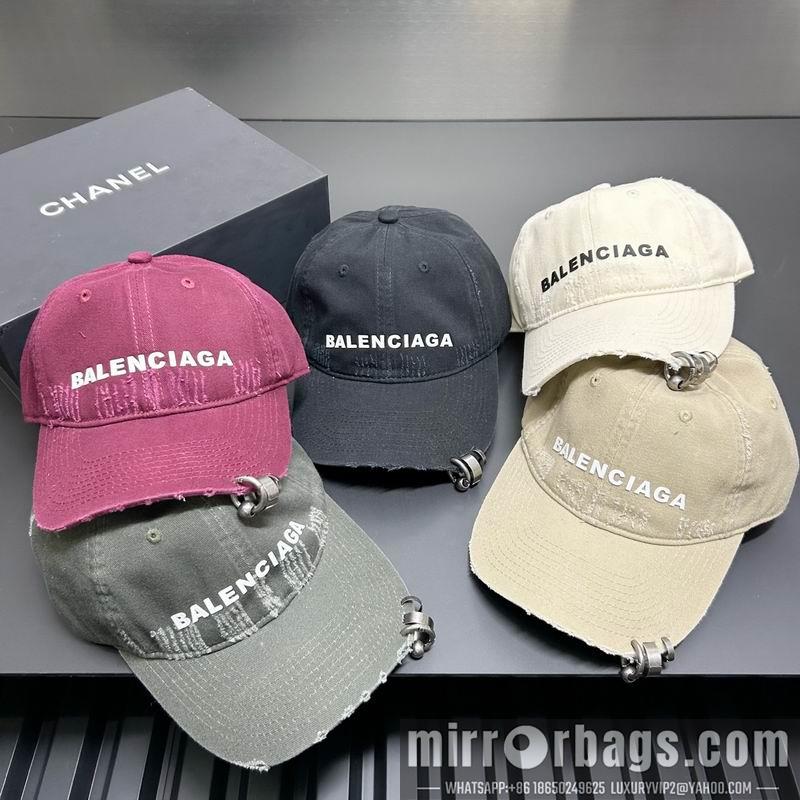 Balenciaga Hat dx18