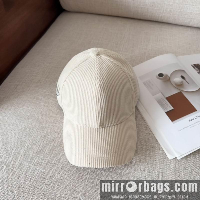 Prada Hat dx71