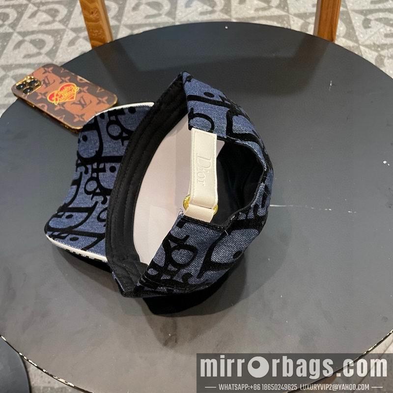 Dior Hat 032001