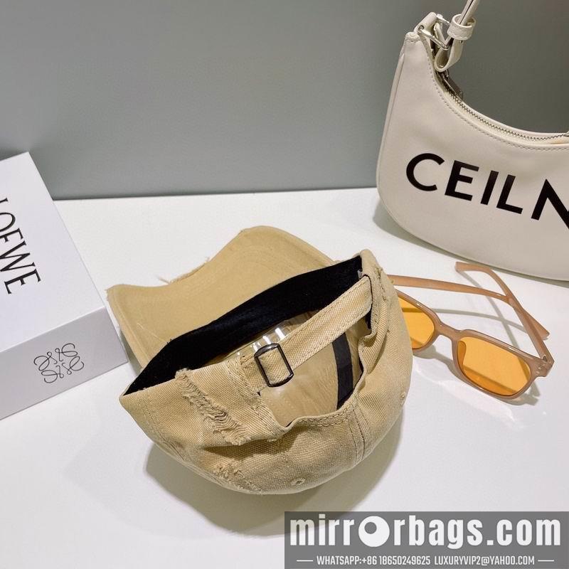Balenciaga Hat dx26