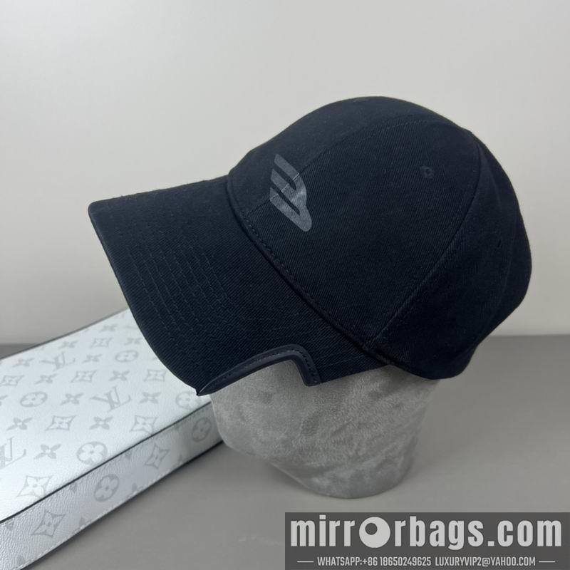 Balenciaga Hat 021006