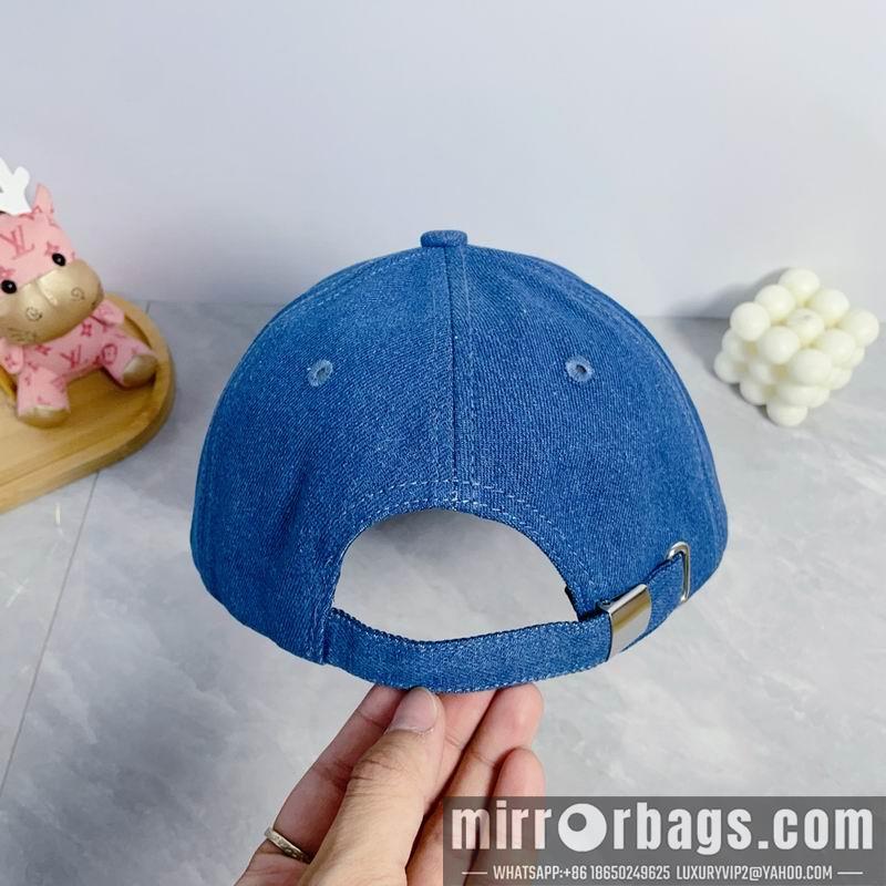 Miumiu Hat dx38