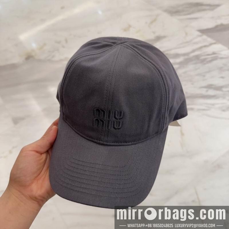 Miumiu Hat dx35