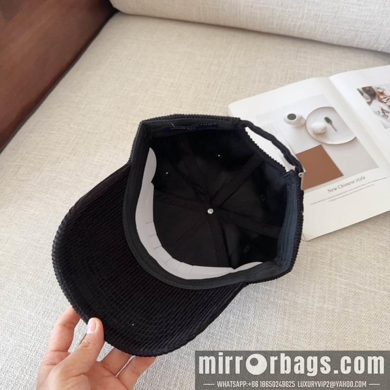 LV Hat 122802