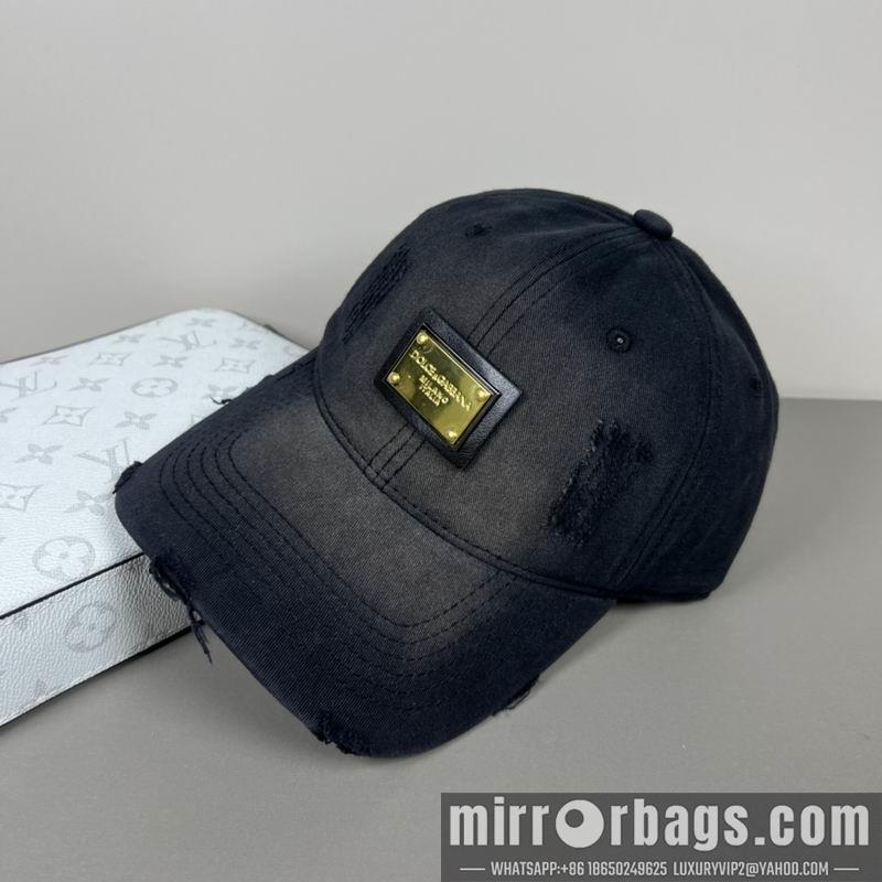 DG Hat dx20