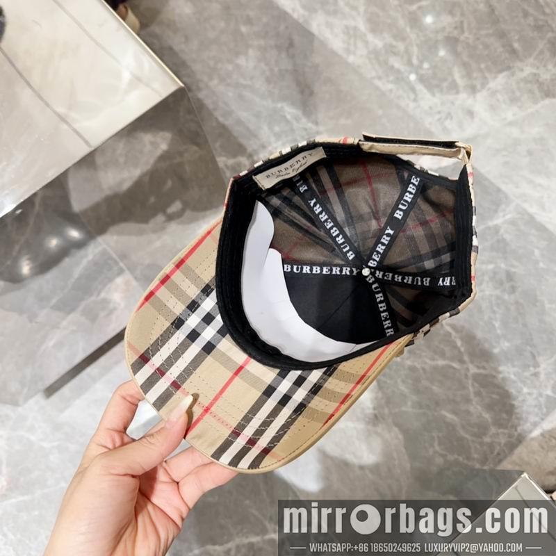 Burberry Hat dx49