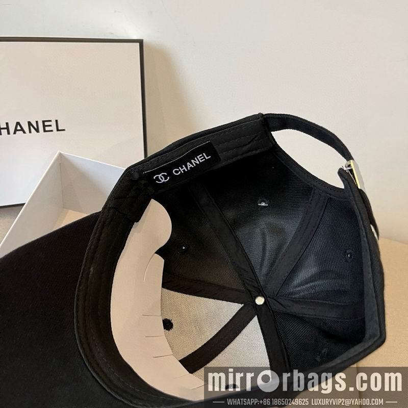 Chanel Hat dx37