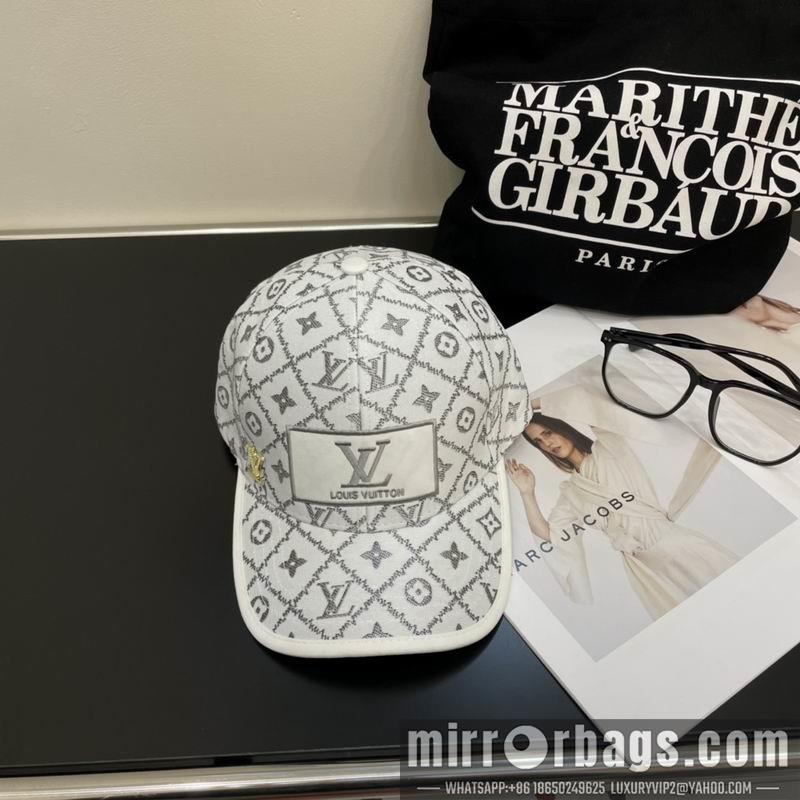 LV Hat 042703