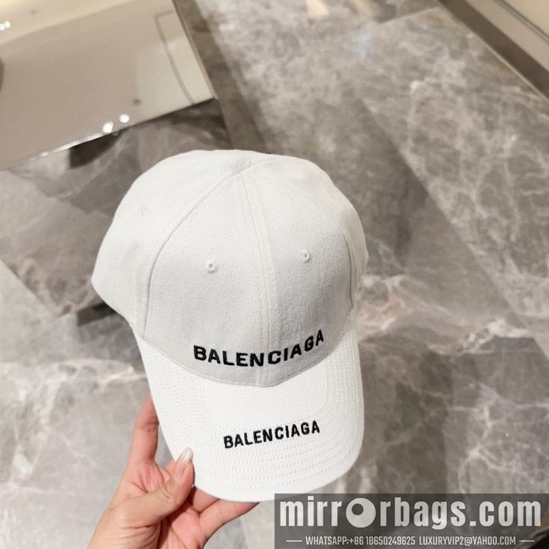 Balenciaga Hat 072301