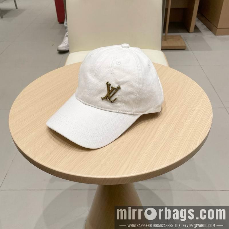 LV Hat 010902