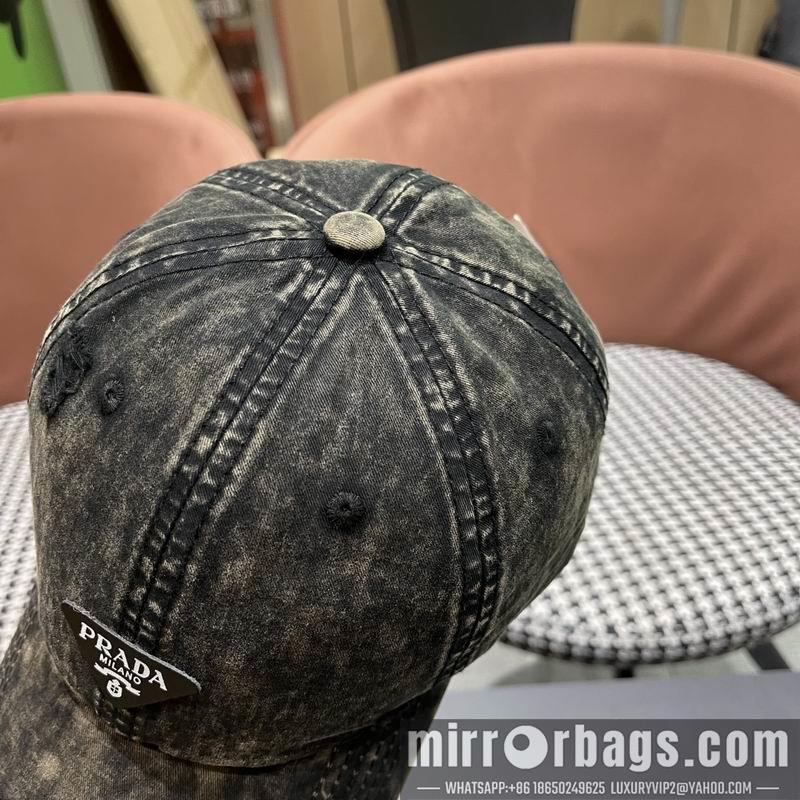 Prada Hat 040204