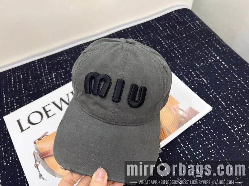 Miumiu Hat dx72