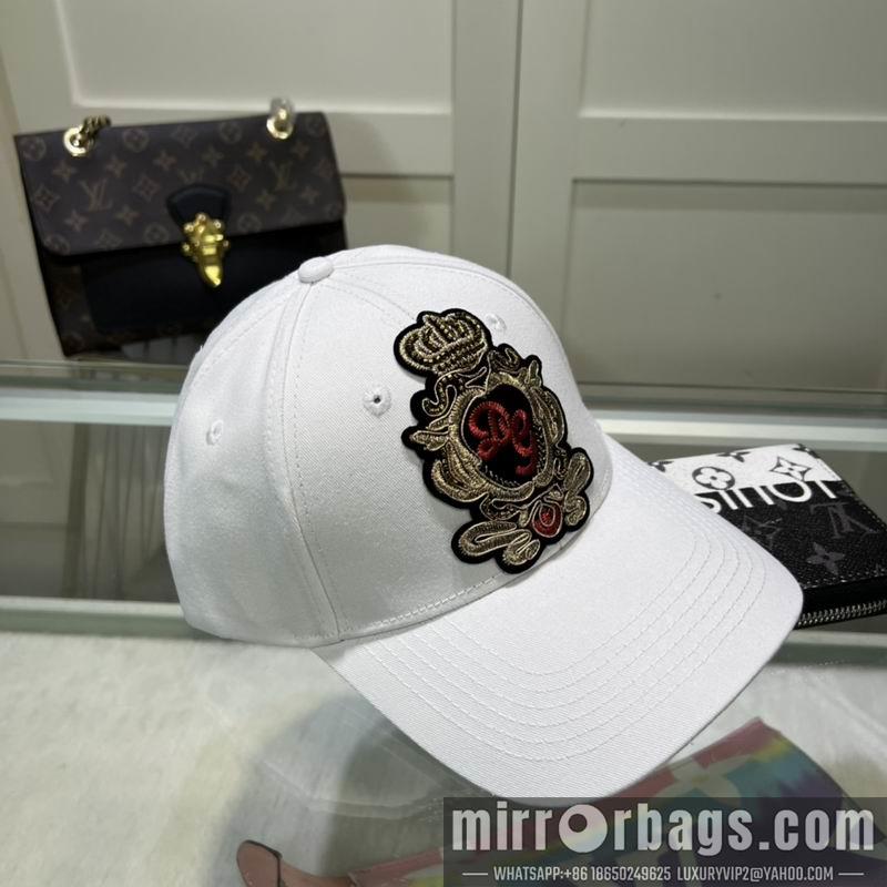 DG Hat dx02