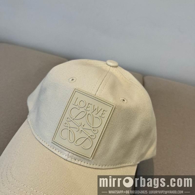 Loewe Hat dx51