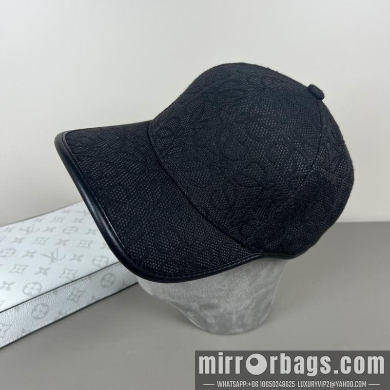 Loewe Hat dx43