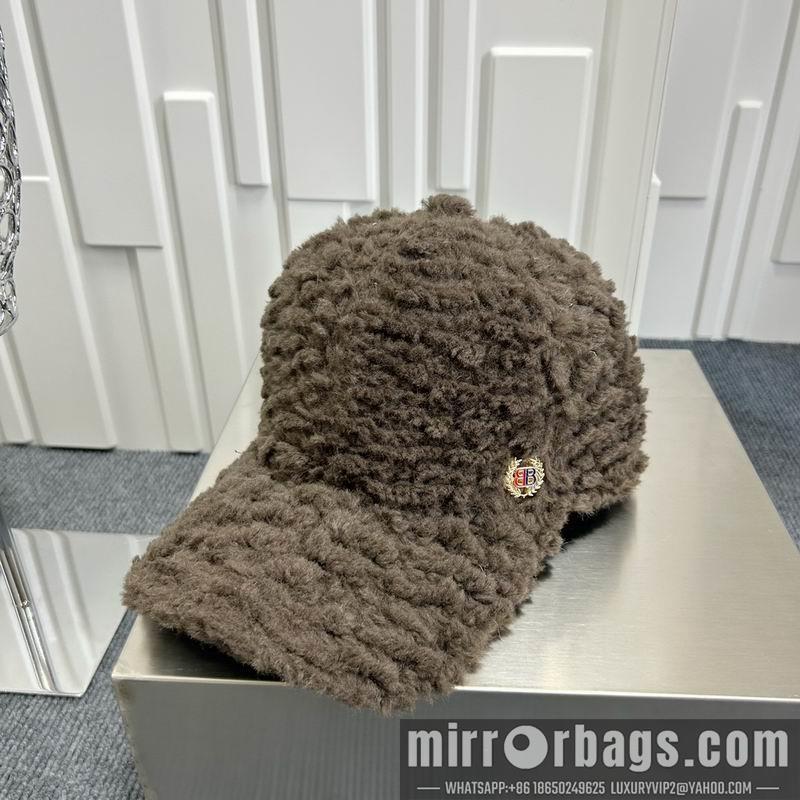 Balenciaga Hat dx119