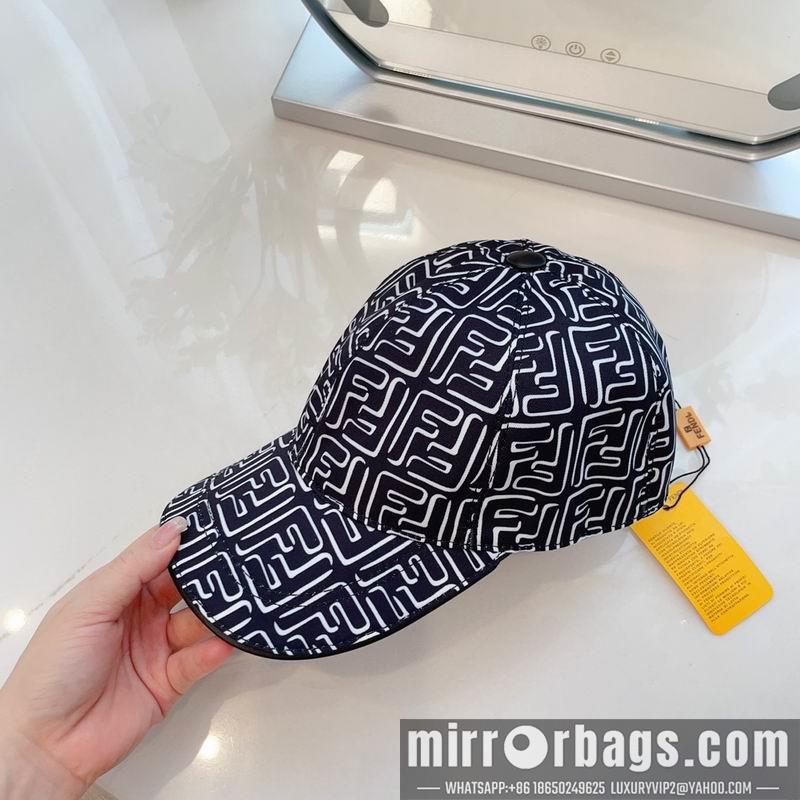 Fendi Hat dx58