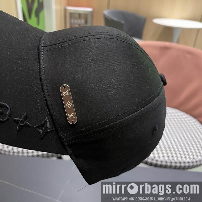 LV Hat 041407