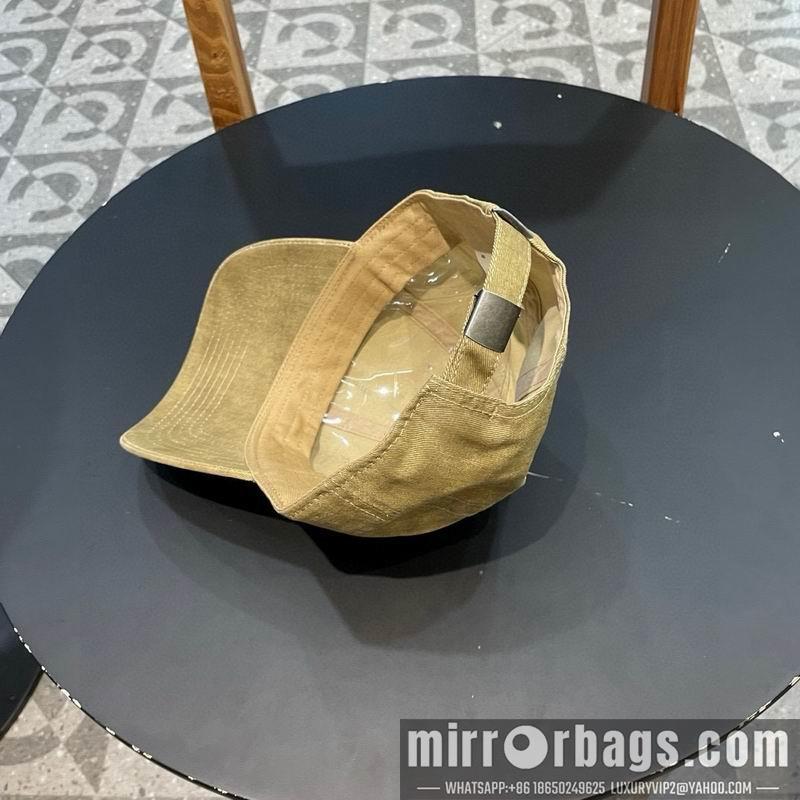 LV Hat 020803