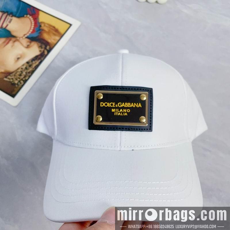 DG Hat dx15