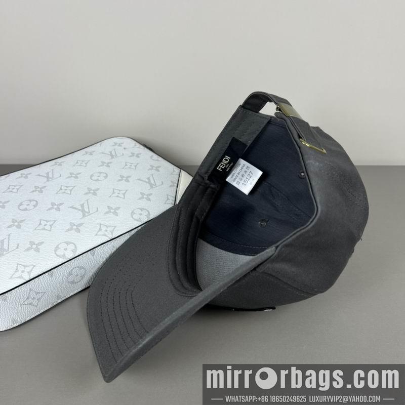 Fendi Hat dx75