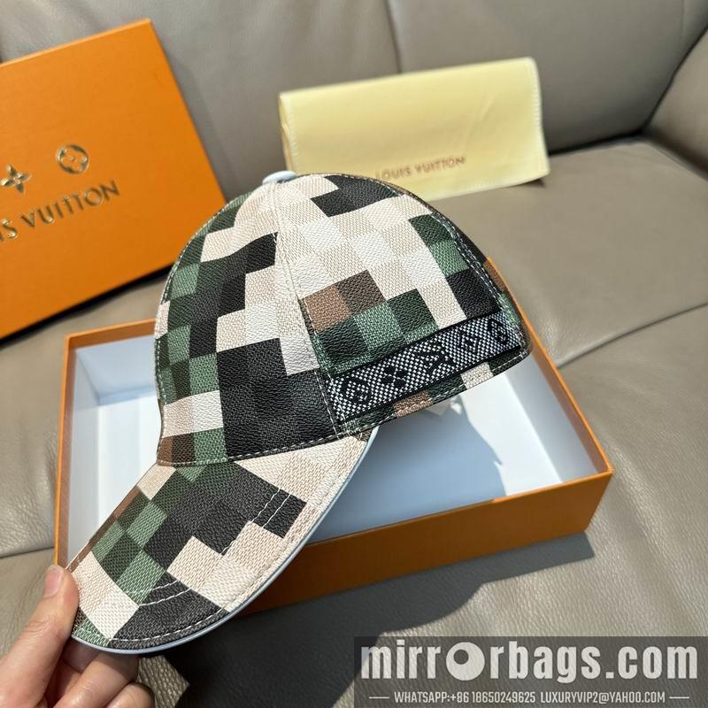 LV Hat dx161