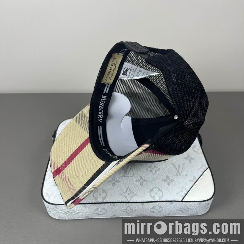 Burberry Hat 020802